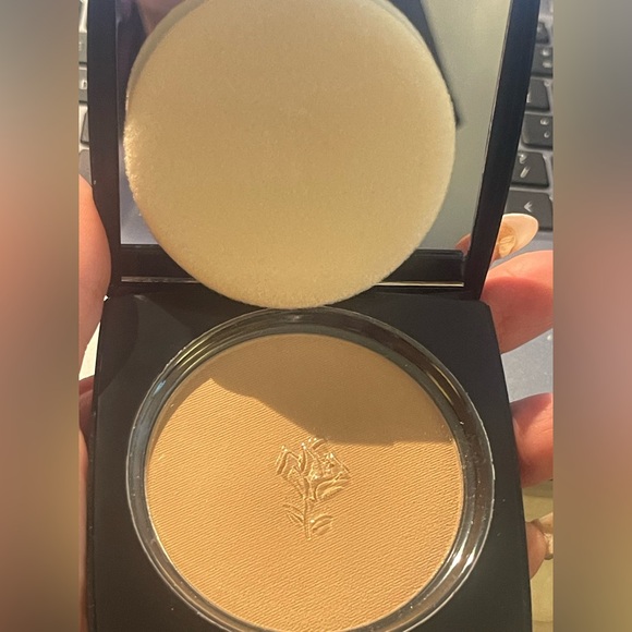 NEW Lancome Dual Finish Multi Tasking Powder & Foundation:360 Honey III (W) - Picture 4 of 8